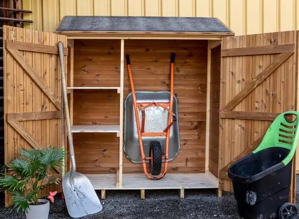 cabanon ou armoire de rangement sans autorisation d'urbanisme